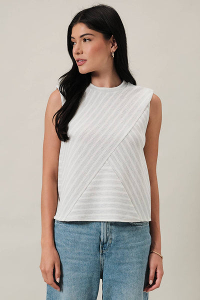 CREW NECK SLEEVELESS DIAGONAL PANEL STRIPE TOP: LT GREY-CREAM STRIPE