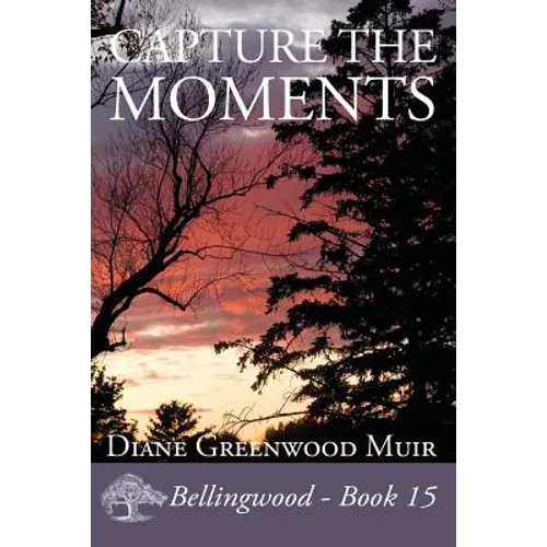 Capture the Moments - Paperback