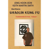 Northern Shaolin kung fu: Fundamental & Form Volume 1 - Paperback