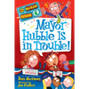 Mayor Hubble Is in Trouble! - Paperback