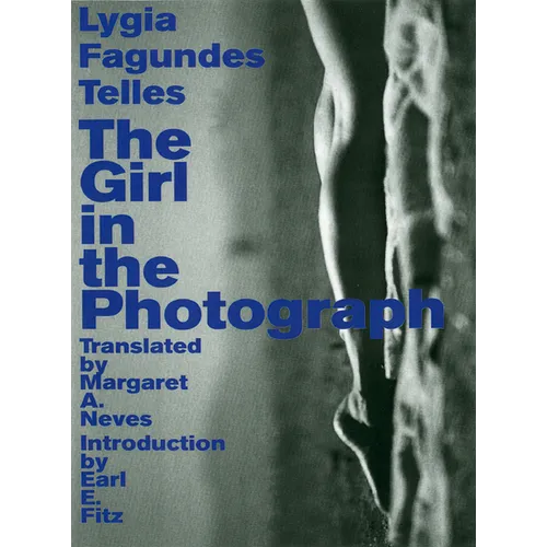 The Girl in the Photograph - Paperback