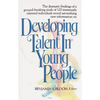 Developing Talent in Young People - Paperback